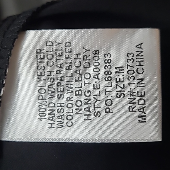 Umgee Satin Feel top - Picture 3 of 3